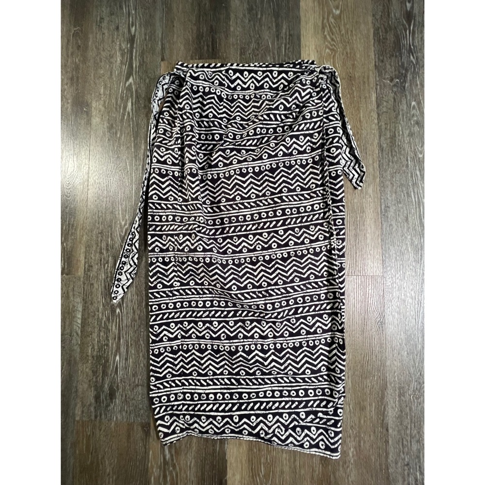 On The Verge Wrap Skirt Womens Medium Black White Tribal Geometric Midi USA
